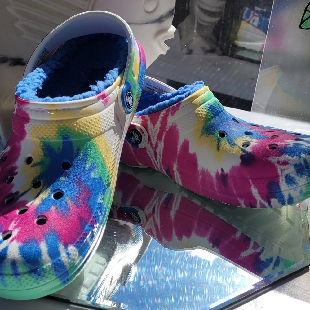 Crocs M9/W11 Classic Lined Tie Dye Clog